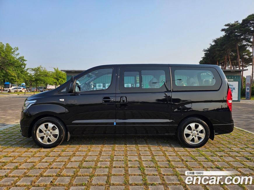 Hyundai Starex 2019