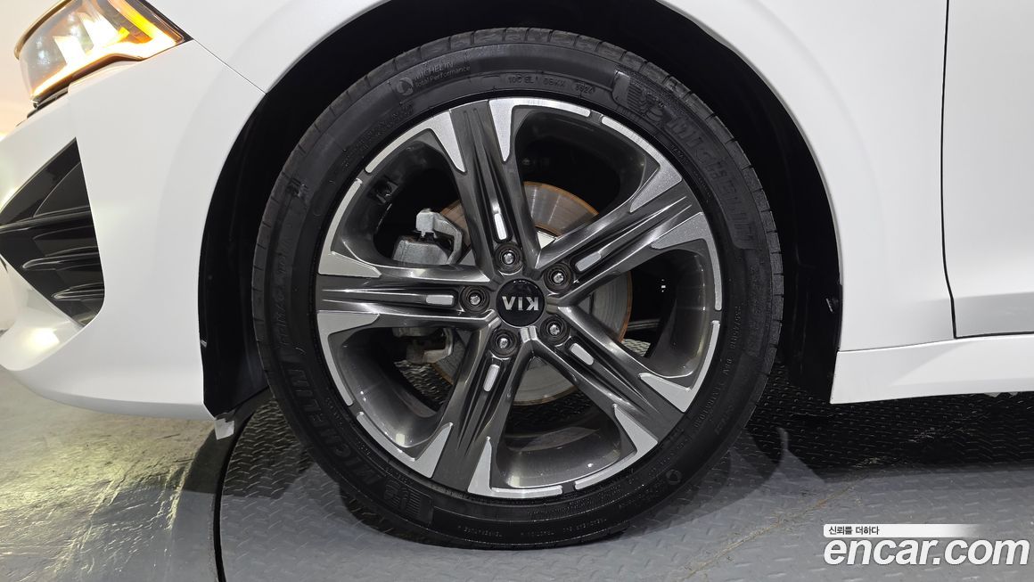 Kia K5 2021