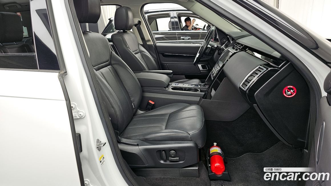 Land Rover Discovery 2018