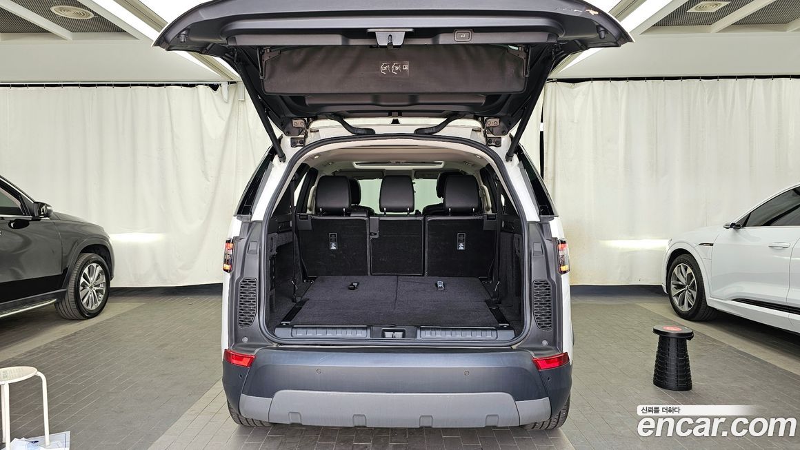 Land Rover Discovery 2018
