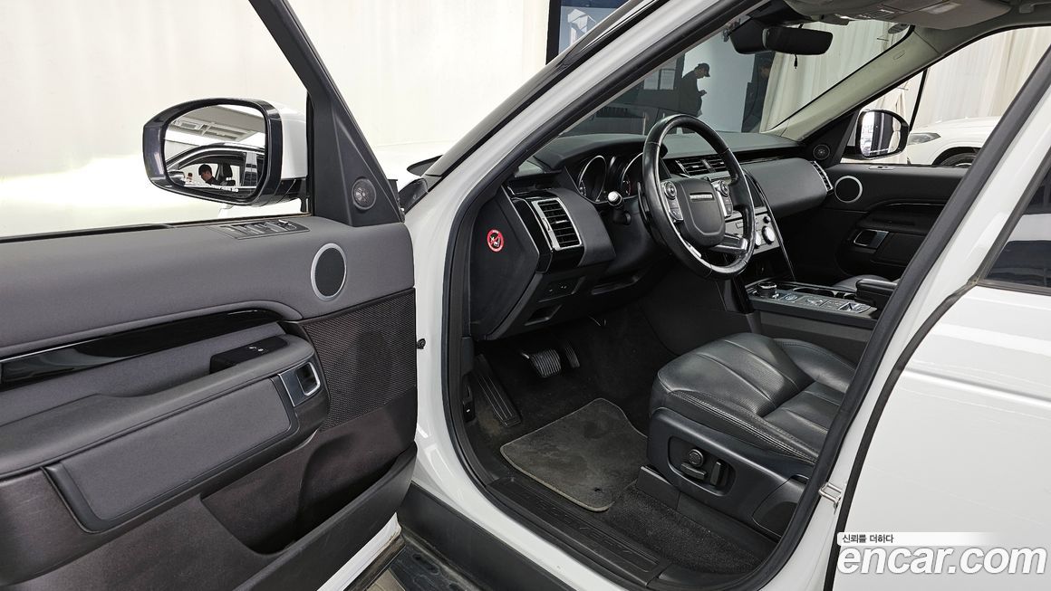 Land Rover Discovery 2018