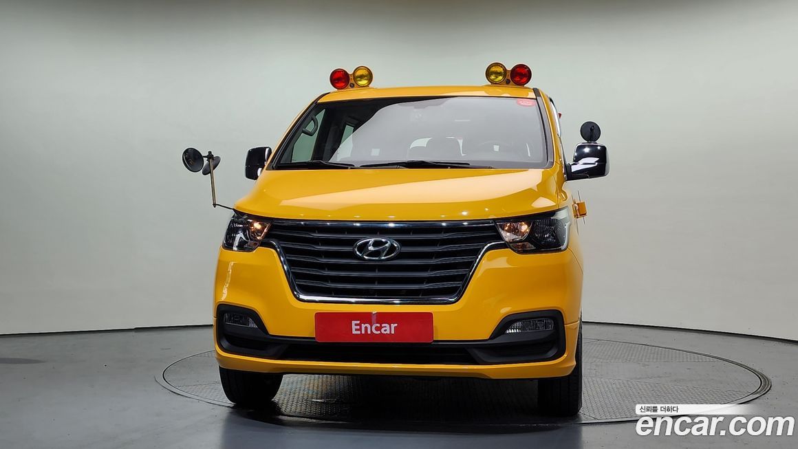Hyundai Starex 2019