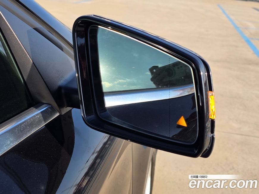 Mercedes-Benz GLA-Class 2019