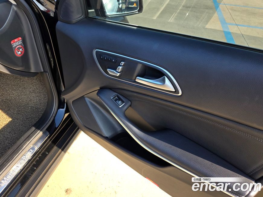 Mercedes-Benz GLA-Class 2019