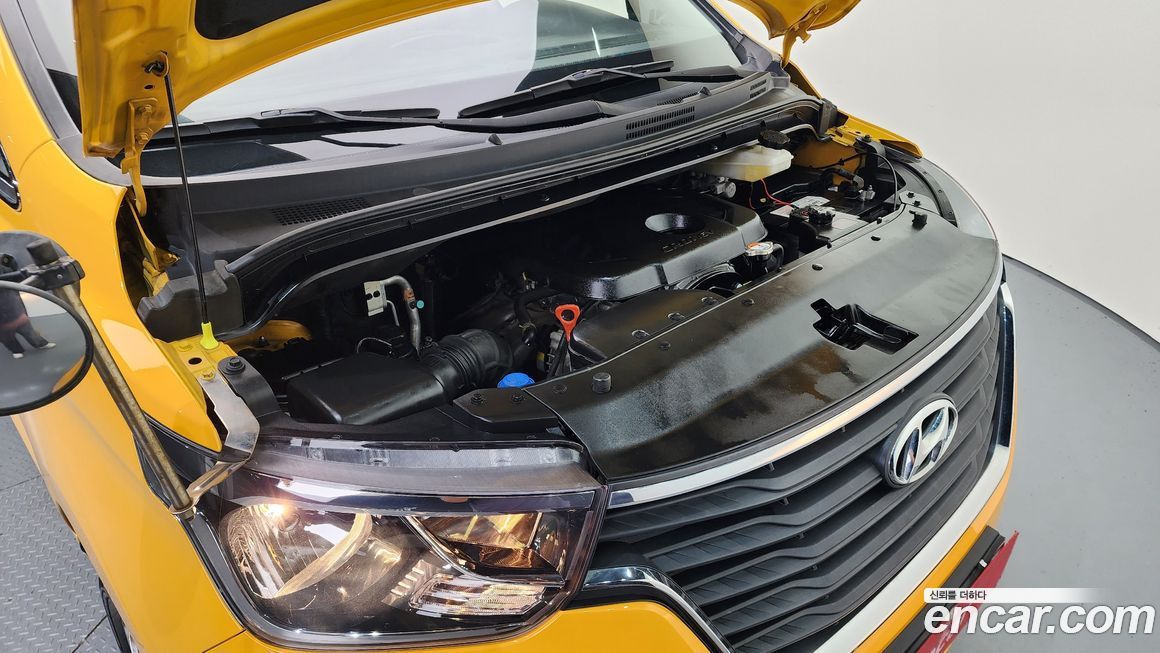 Hyundai Starex 2019