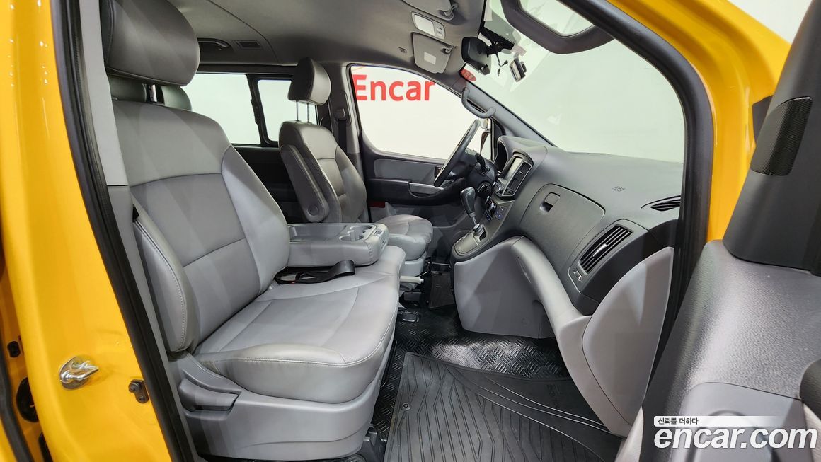 Hyundai Starex 2019