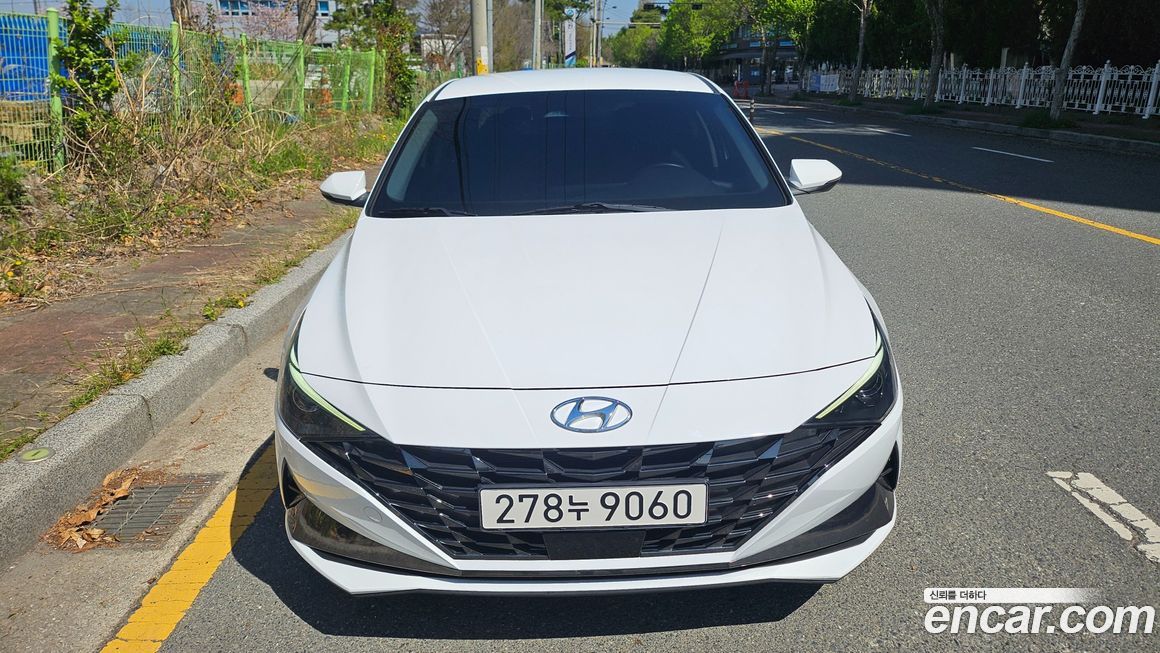 Hyundai AVANTE 2022