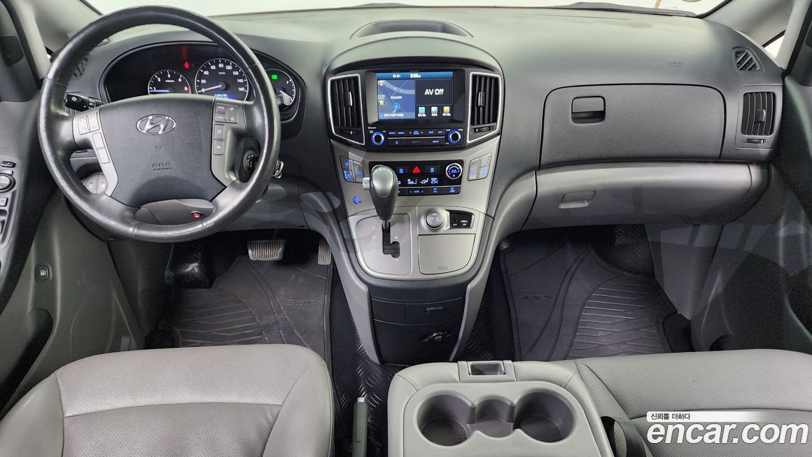 Hyundai Starex 2019