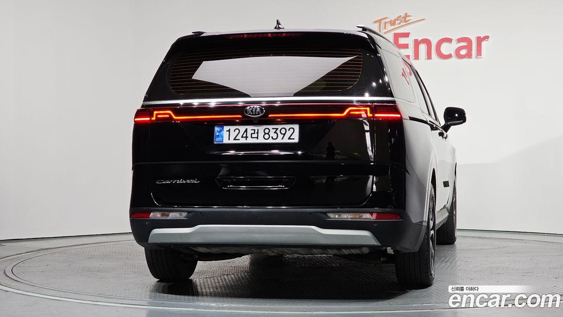 Kia Canival 2021