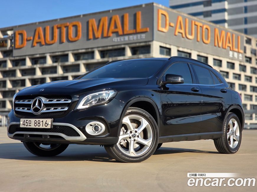 Mercedes-Benz GLA-Class 2019