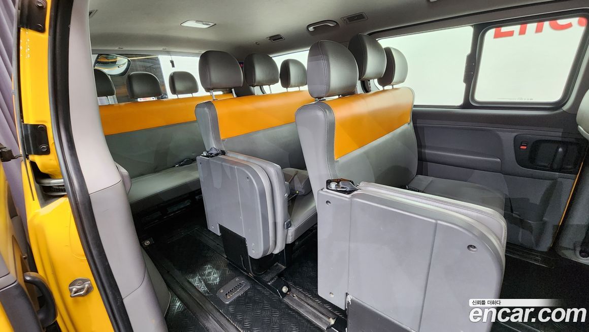 Hyundai Starex 2019