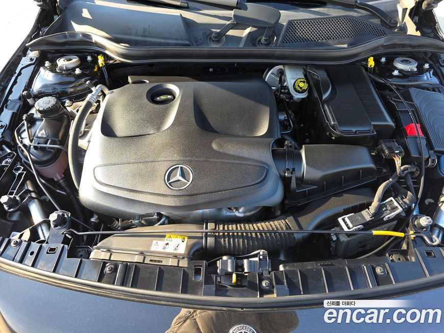 Mercedes-Benz GLA-Class 2019
