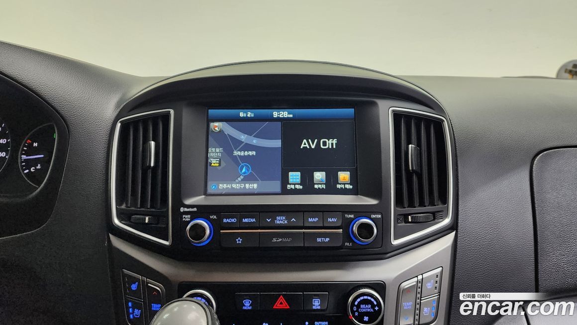 Hyundai Starex 2019