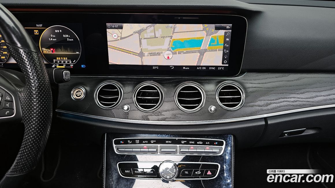 Mercedes-Benz E-Class 2018