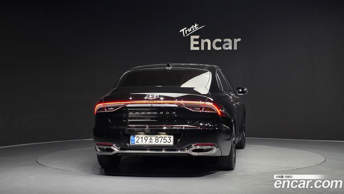 Hyundai Grandeur 2022