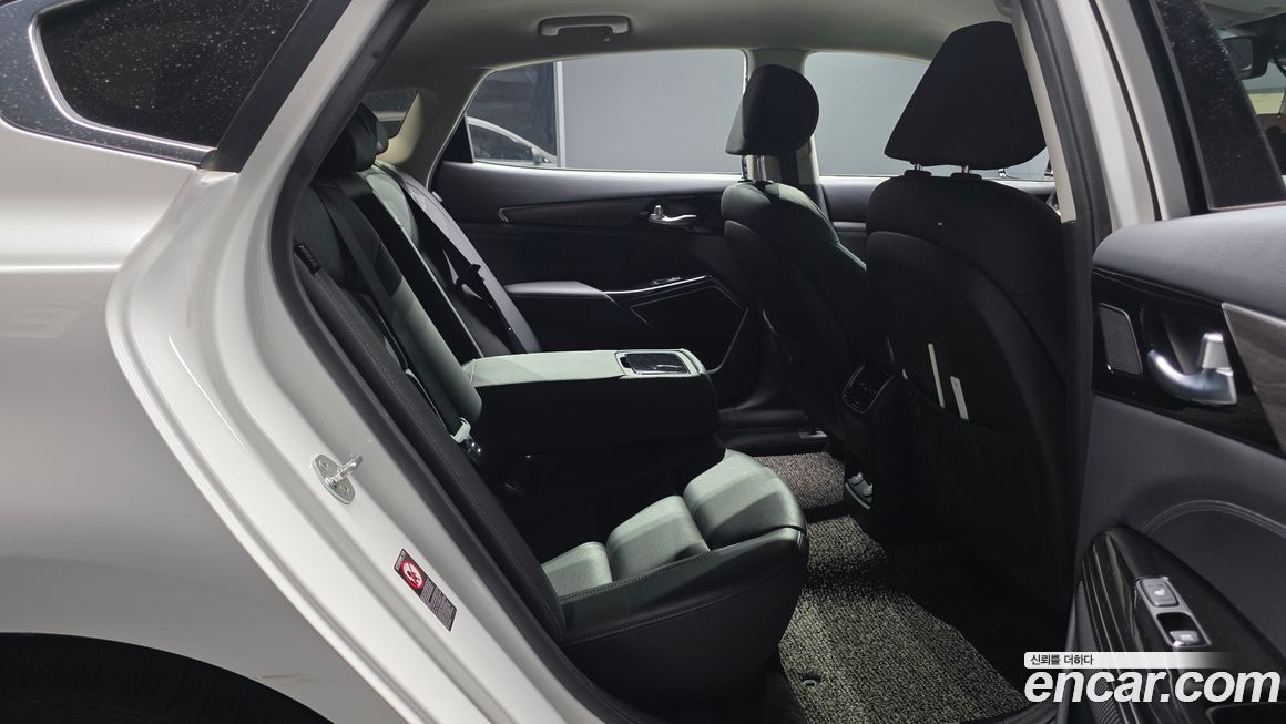 Kia K7 2020