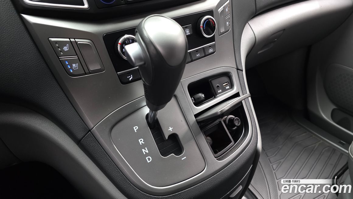 Hyundai Starex 2021