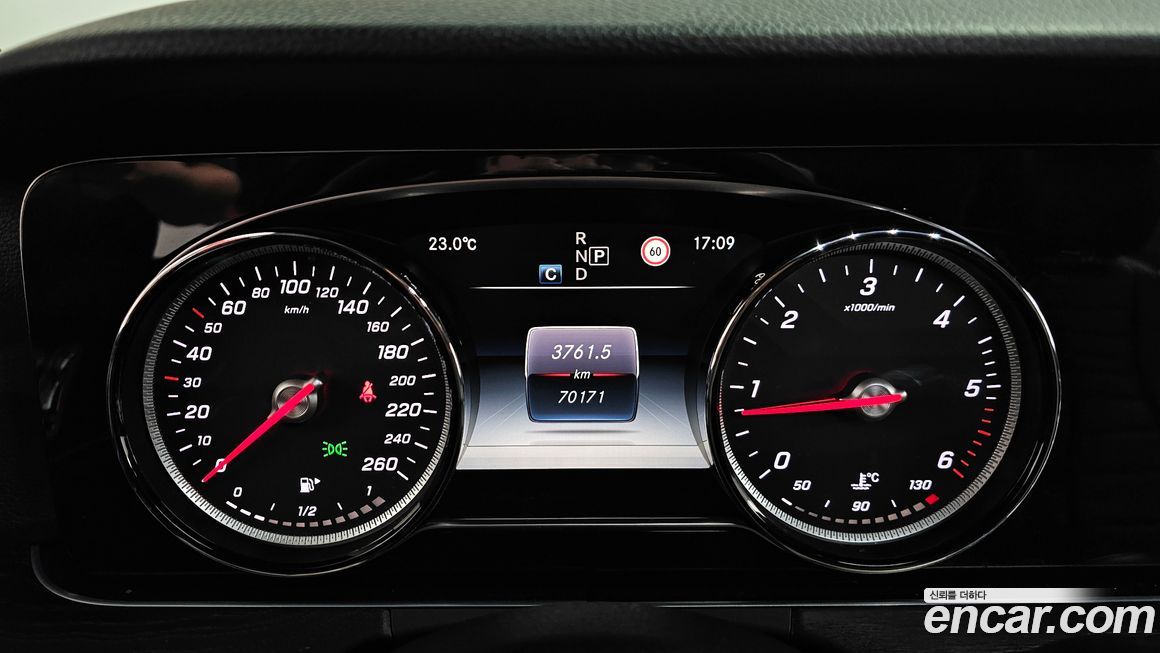 Mercedes-Benz E-Class 2017