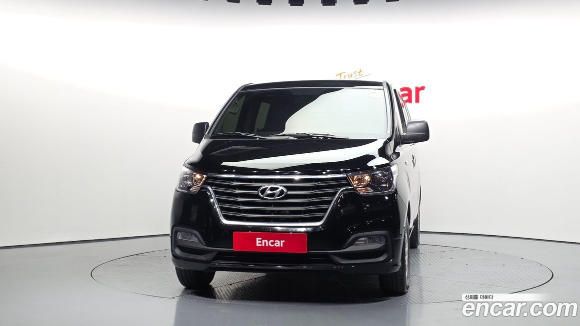 Hyundai Starex 2021
