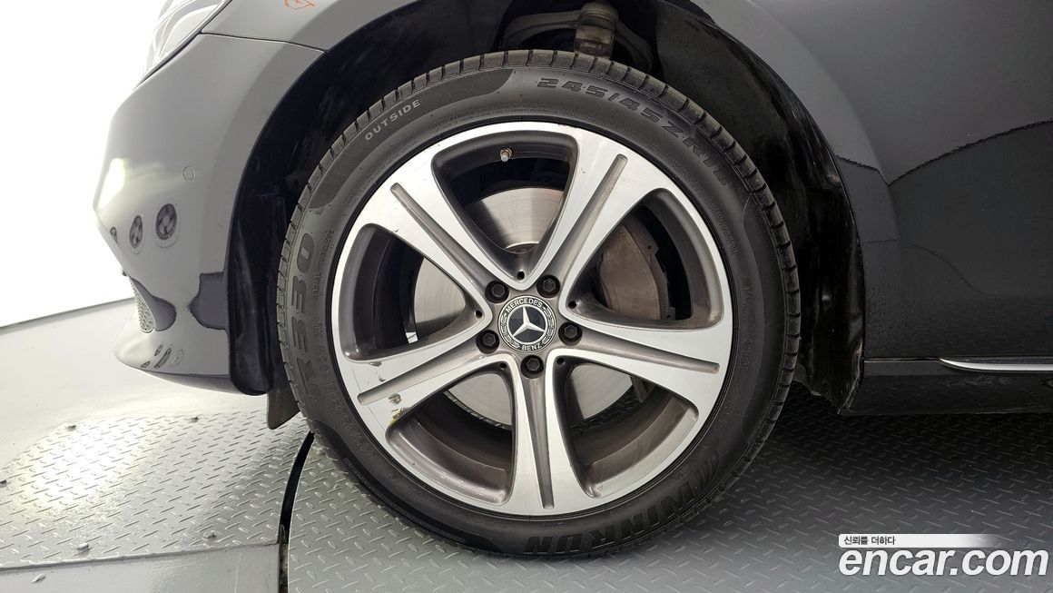 Mercedes-Benz E-Class 2018