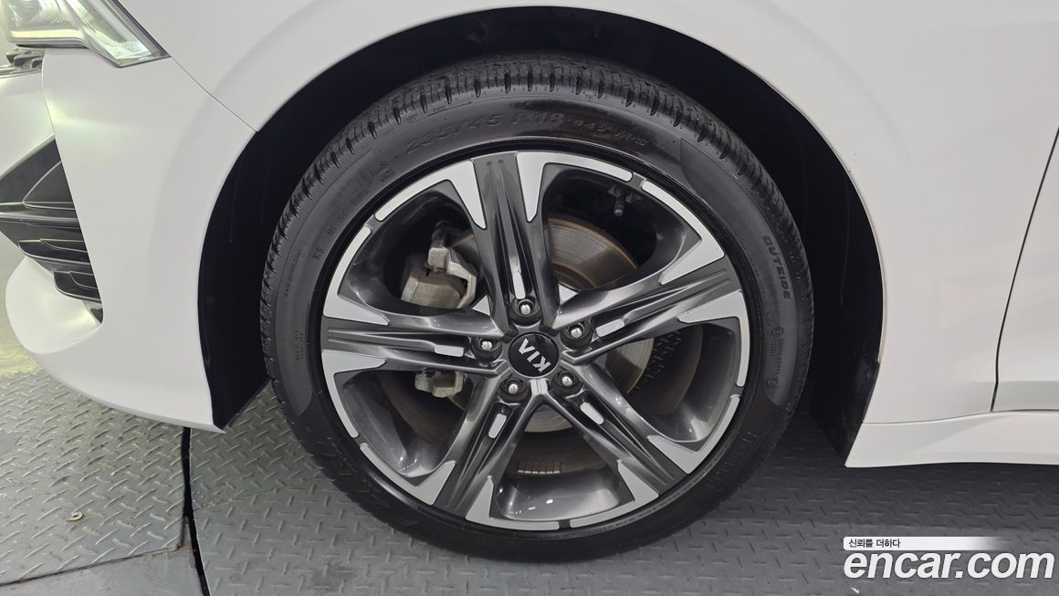 Kia K5 2021