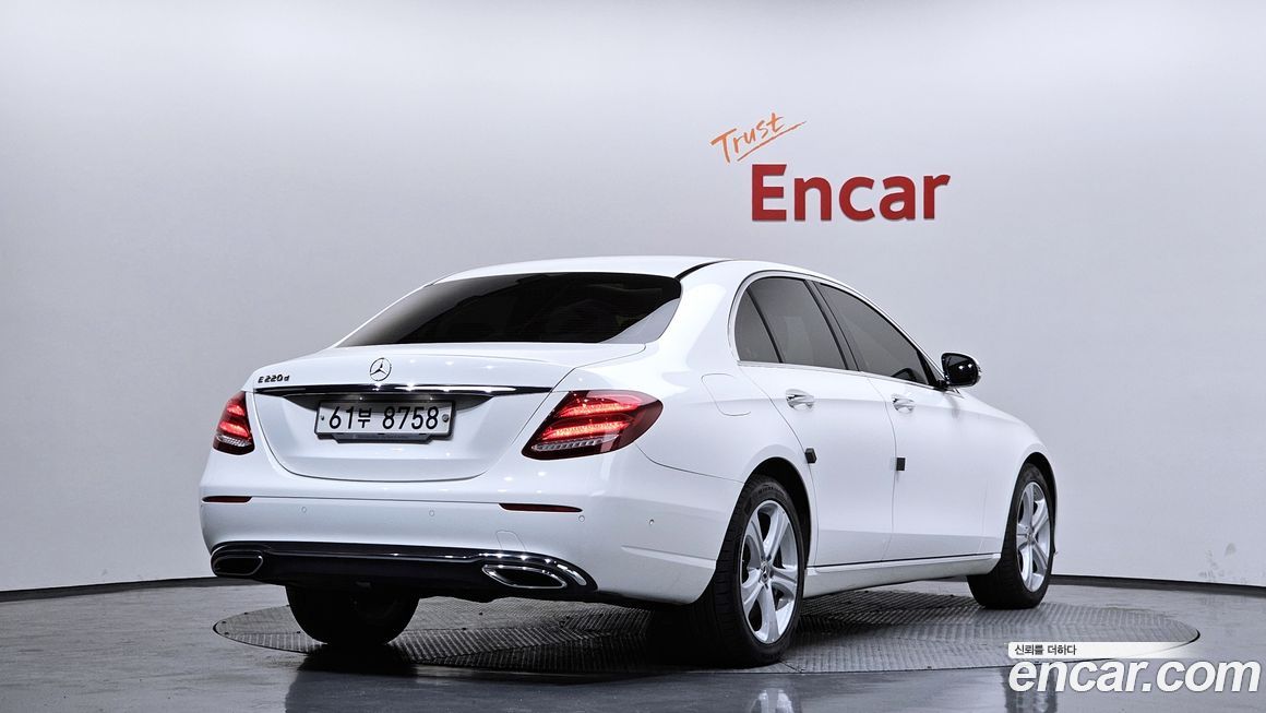Mercedes-Benz E-Class 2017