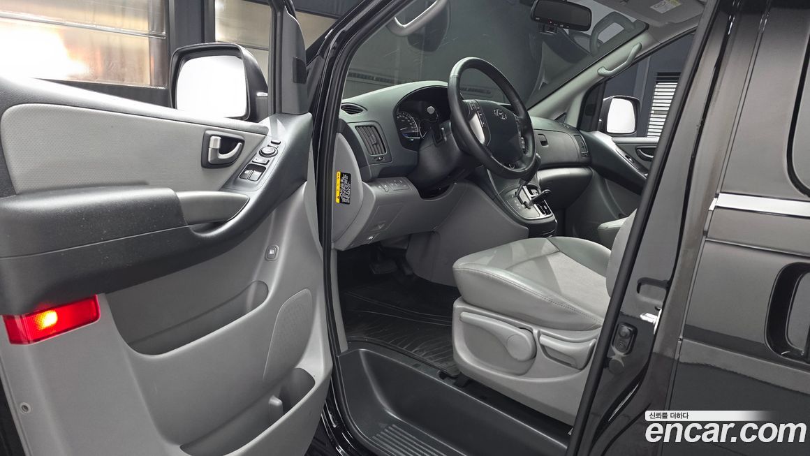 Hyundai Starex 2021