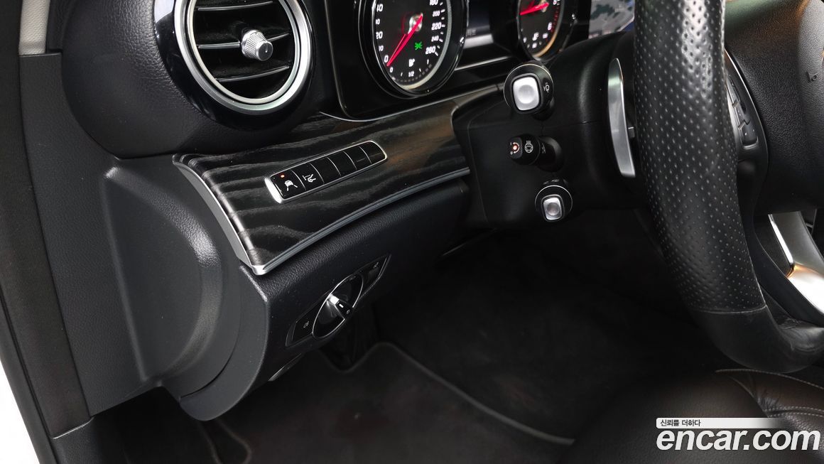 Mercedes-Benz E-Class 2018