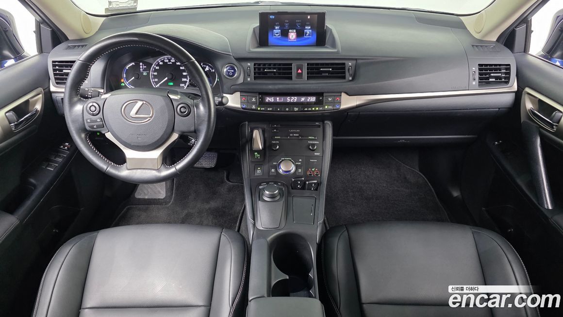 Lexus CT200h 2017