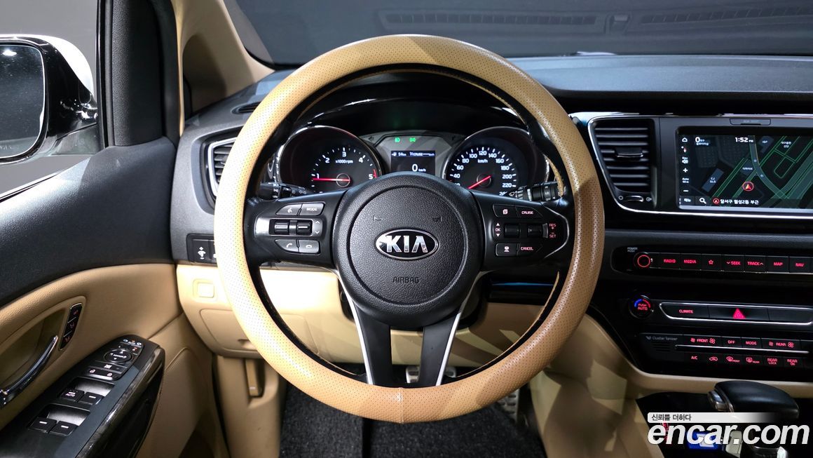 Kia Canival 2019
