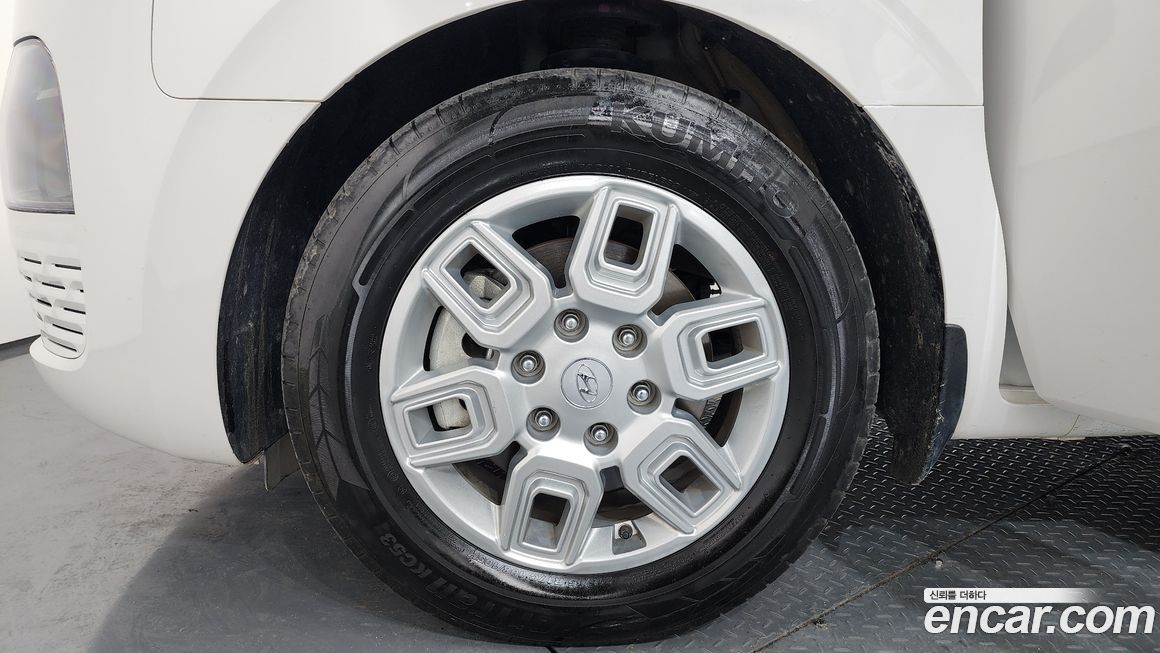 Hyundai Staria 2022