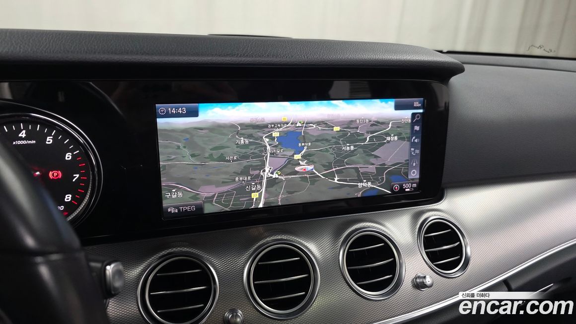 Mercedes-Benz E-Class 2019