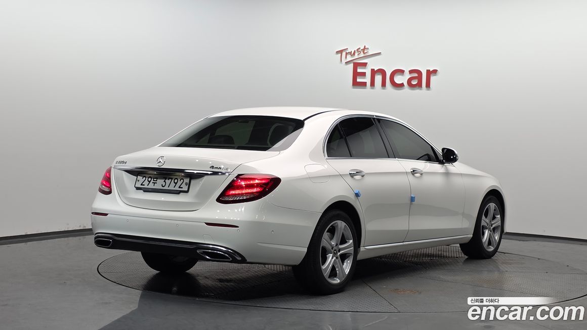 Mercedes-Benz E-Class 2018