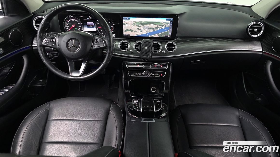 Mercedes-Benz E-Class 2018