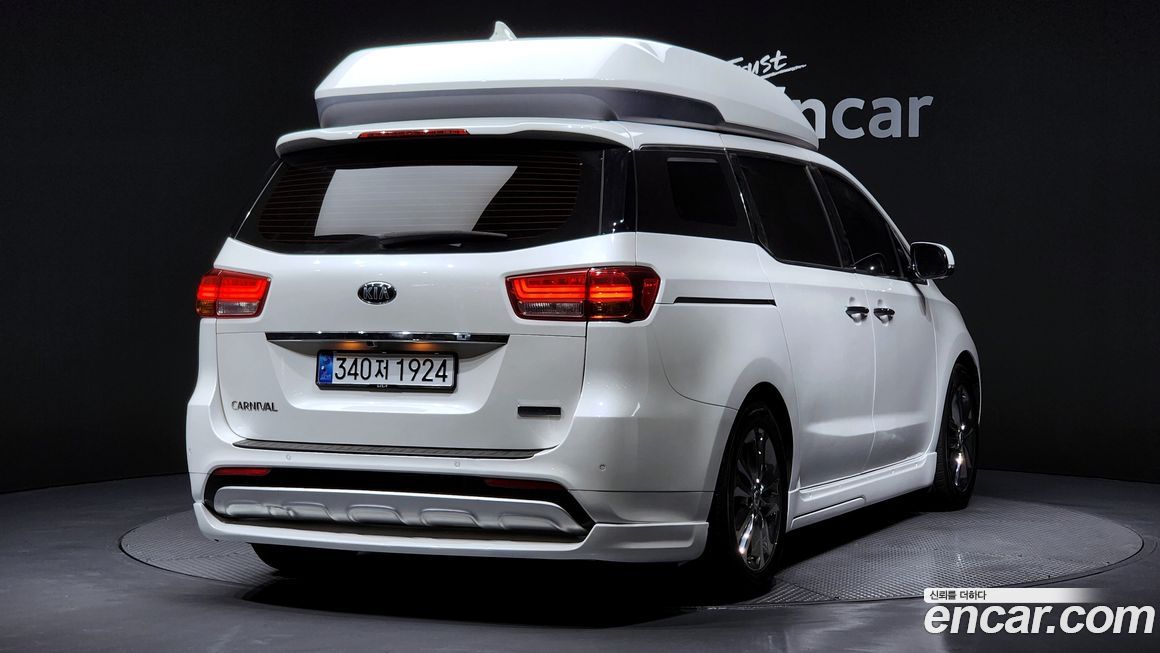 Kia Canival 2018