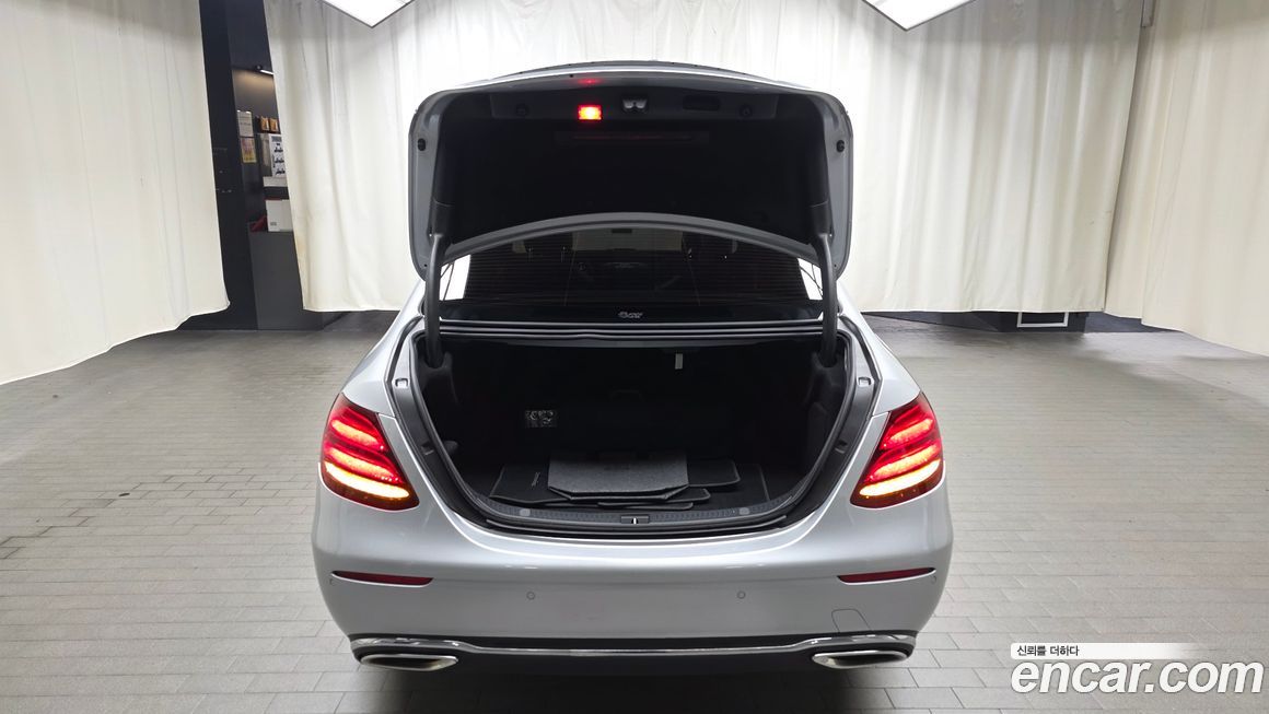 Mercedes-Benz E-Class 2019