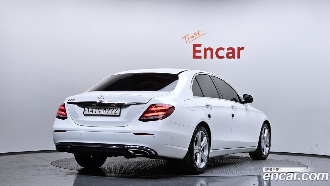 Mercedes-Benz E-Class 2017