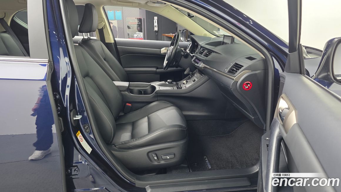 Lexus CT200h 2017