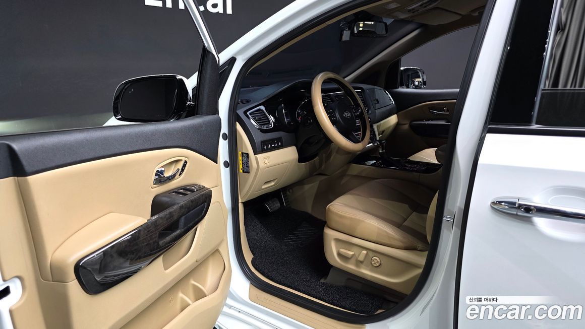 Kia Canival 2019