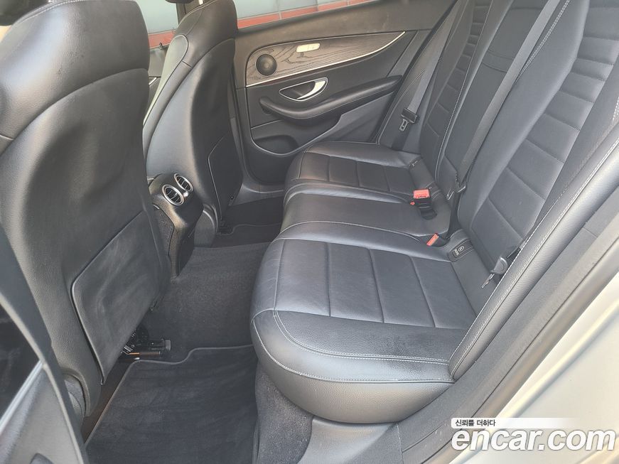 Mercedes-Benz E-Class 2019