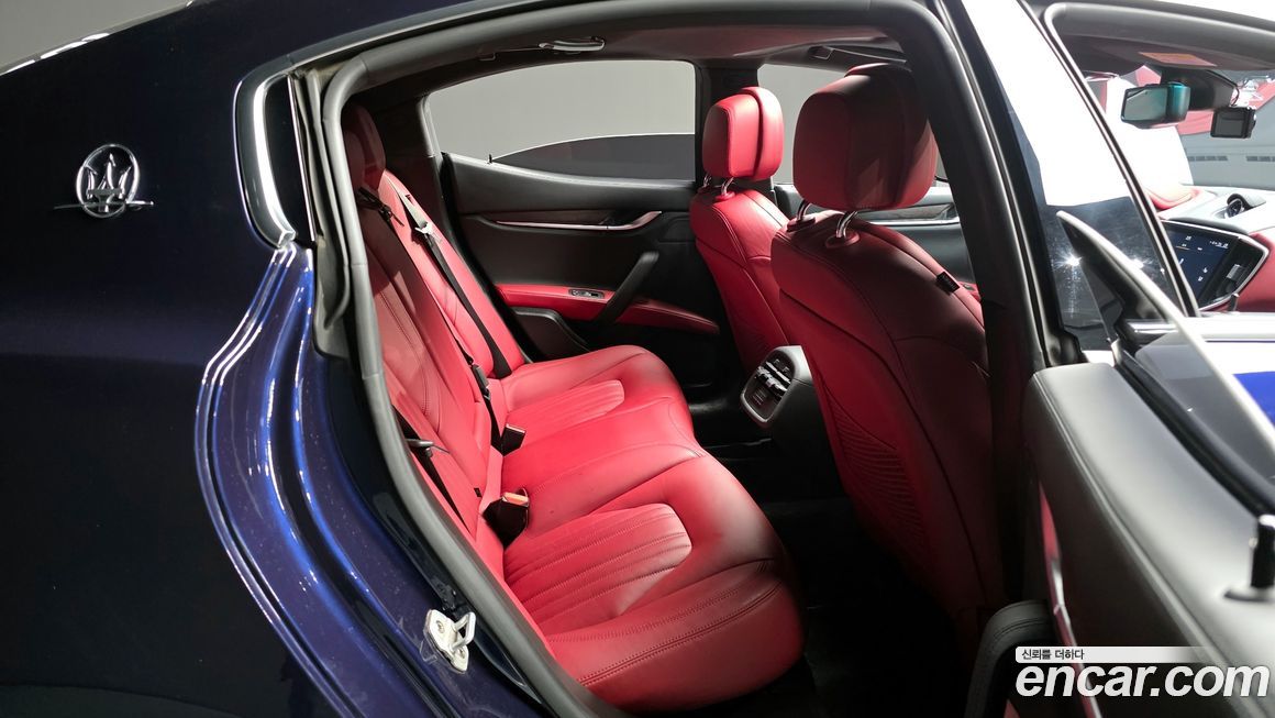 Maserati Ghibli 2016