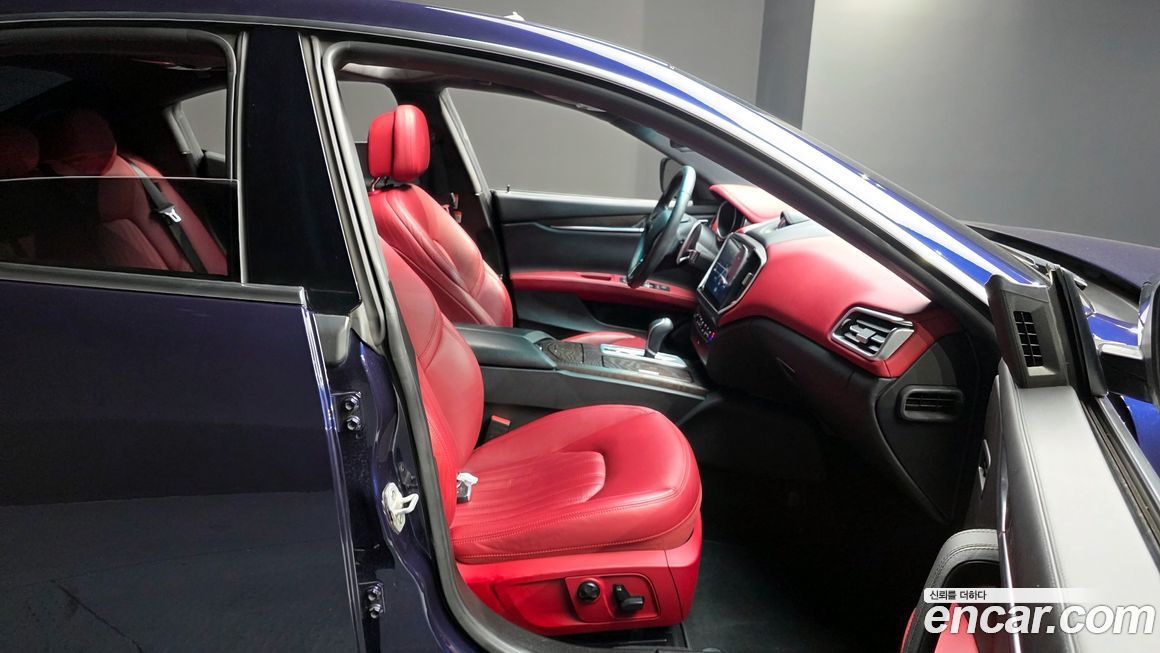 Maserati Ghibli 2016