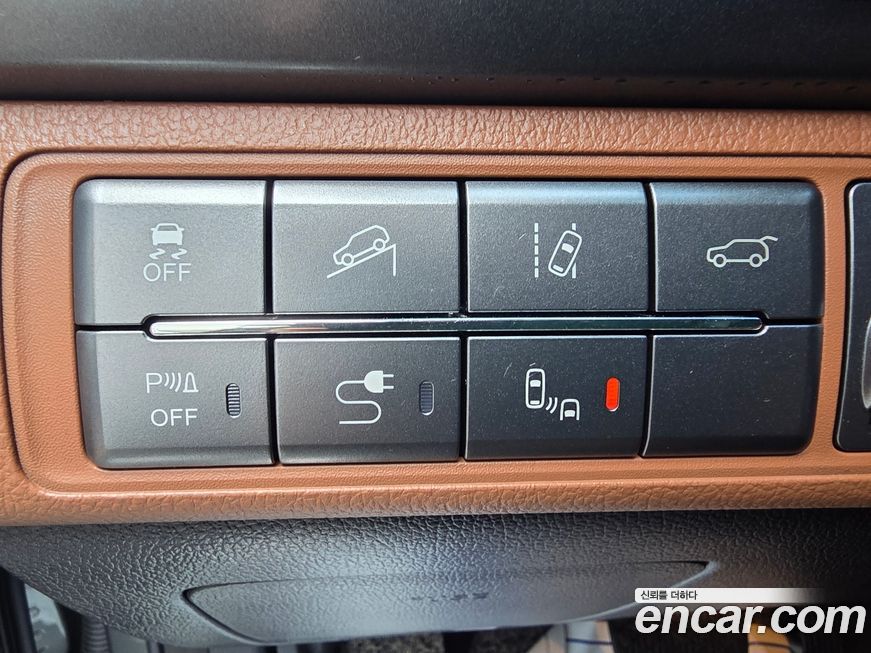 KG_Mobility_Ssangyong Rexton 2020