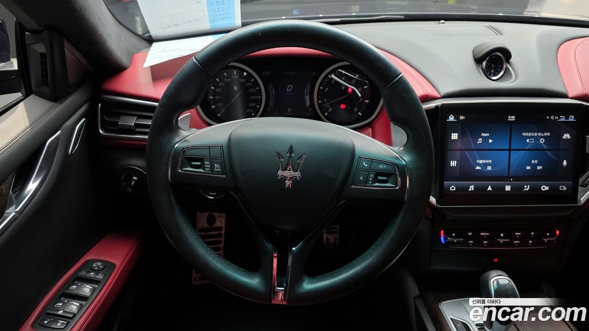 Maserati Ghibli 2016