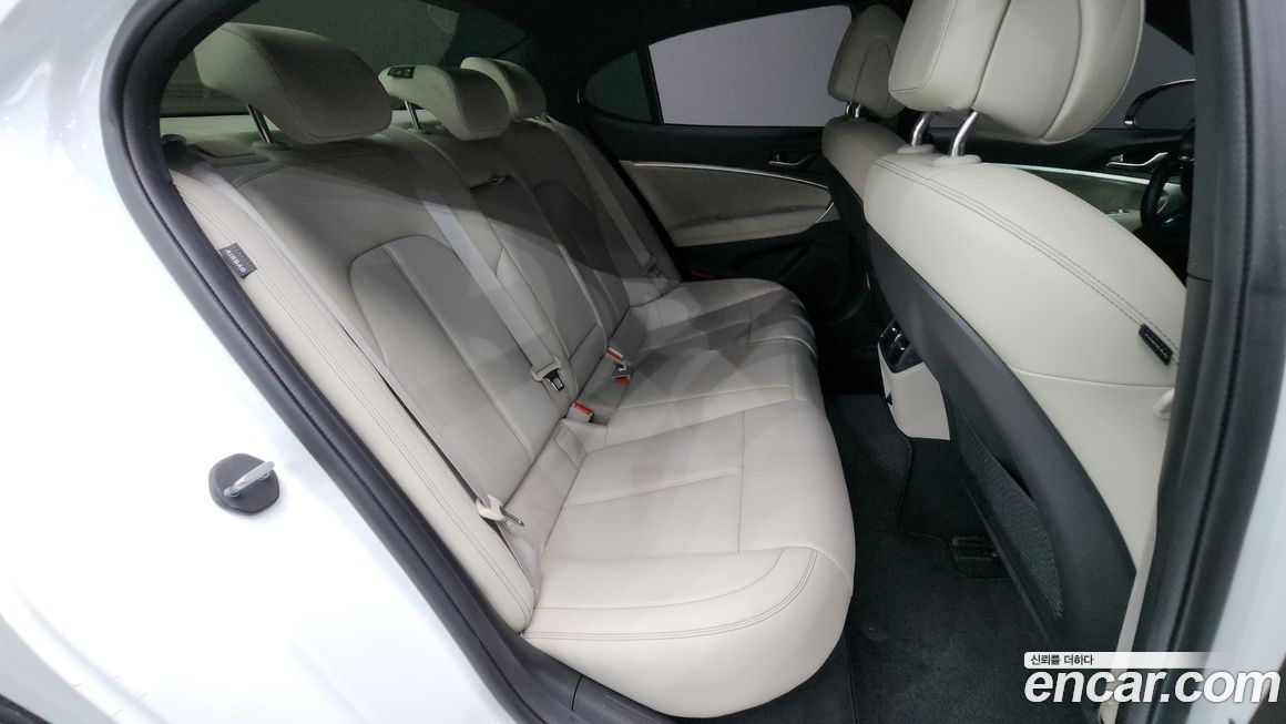 Genesis G70 2021
