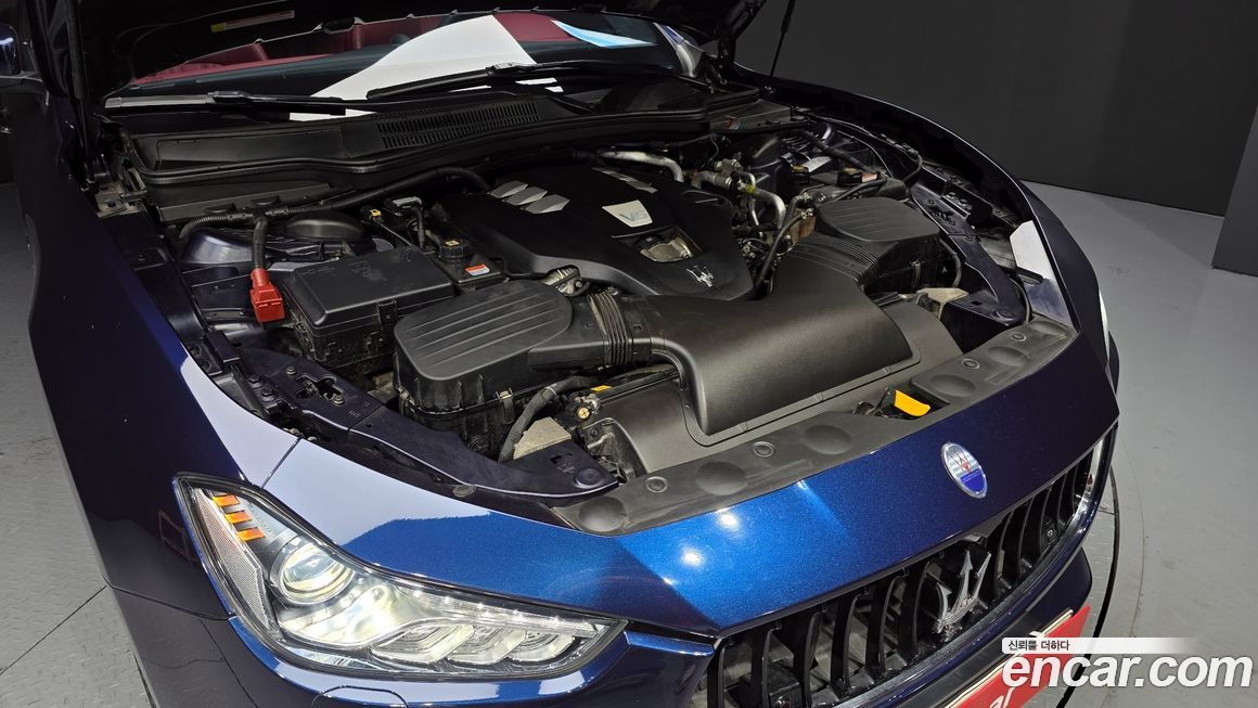 Maserati Ghibli 2016