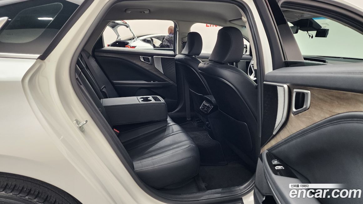 Kia K8 2023