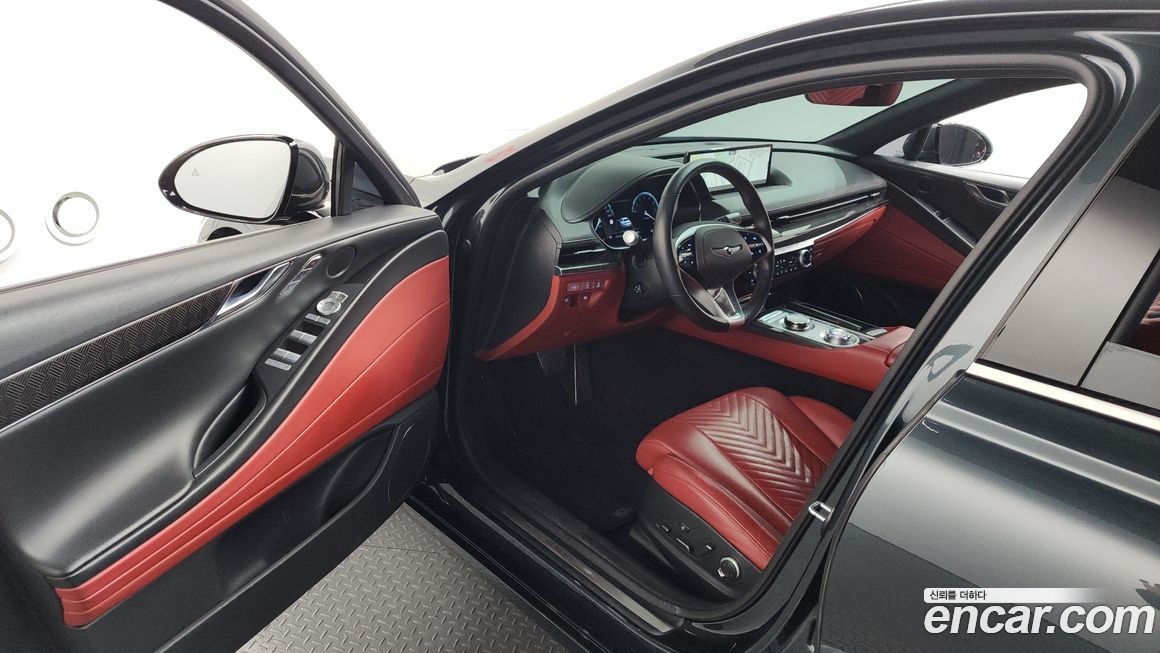 Genesis G80 2023