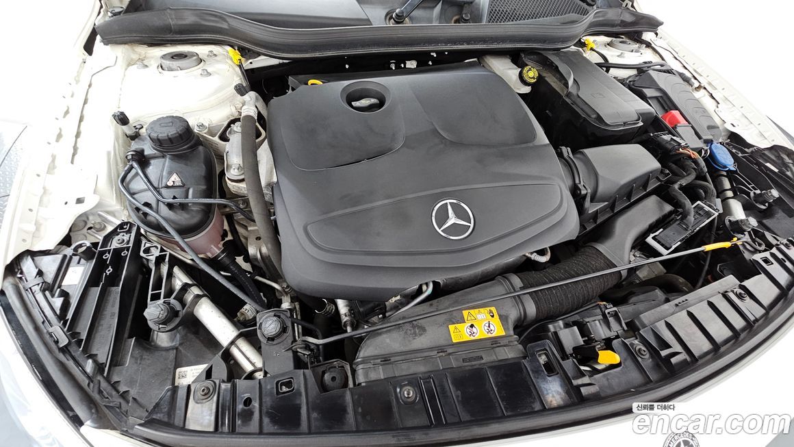 Mercedes-Benz GLA-Class 2019