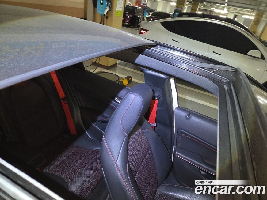 Mercedes-Benz GLA-Class 2017